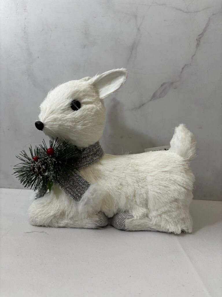 Adorno de navidad, ciervo sentado blanco