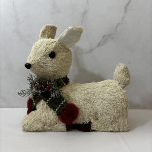 Adorno de navidad, ciervo sentado.