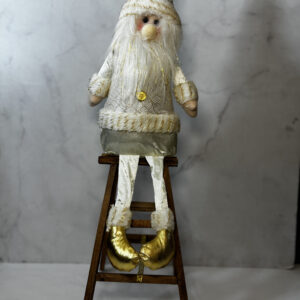 Adorno de navidad, Papá Noel sobre una escalera.